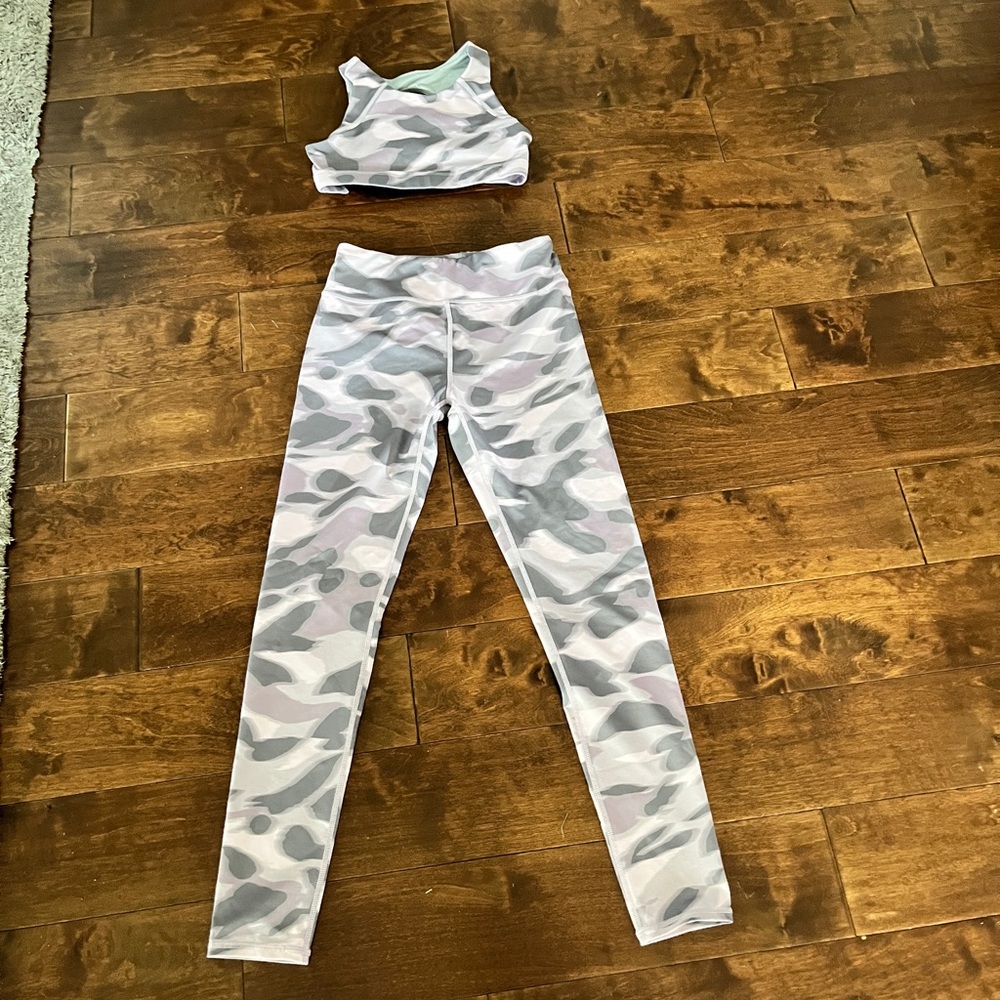 Zella Pink and Gray Camo Workout Outfit